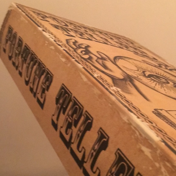Other - Fortune 🔮 Teller Book Box Safe Vintage look